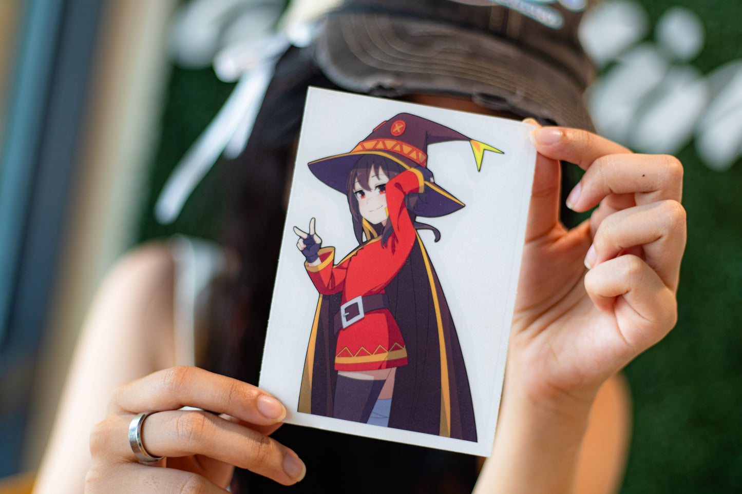 Megumin Kiss Cut